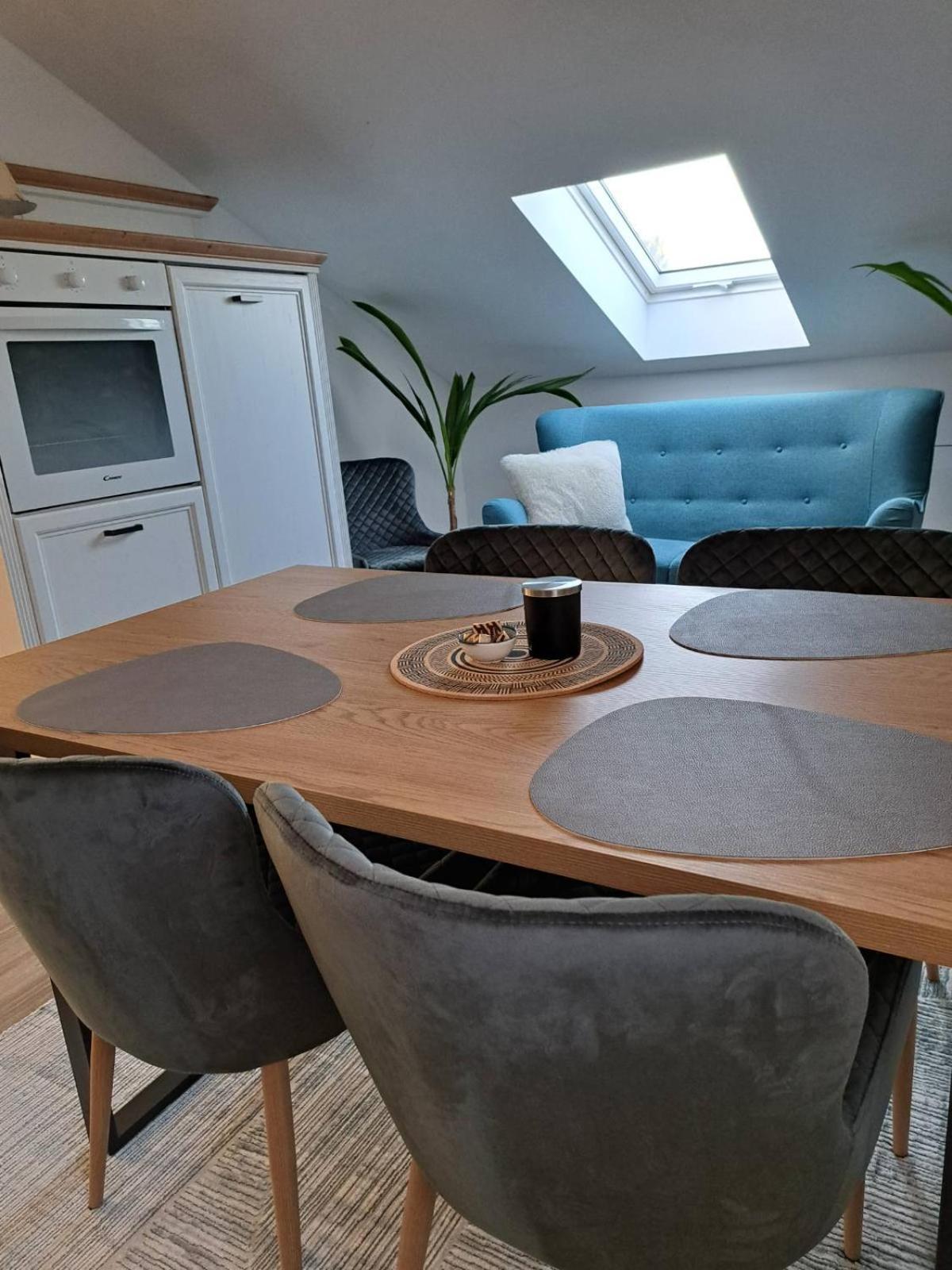 Apartmani Habibi Jalzabet Luaran gambar